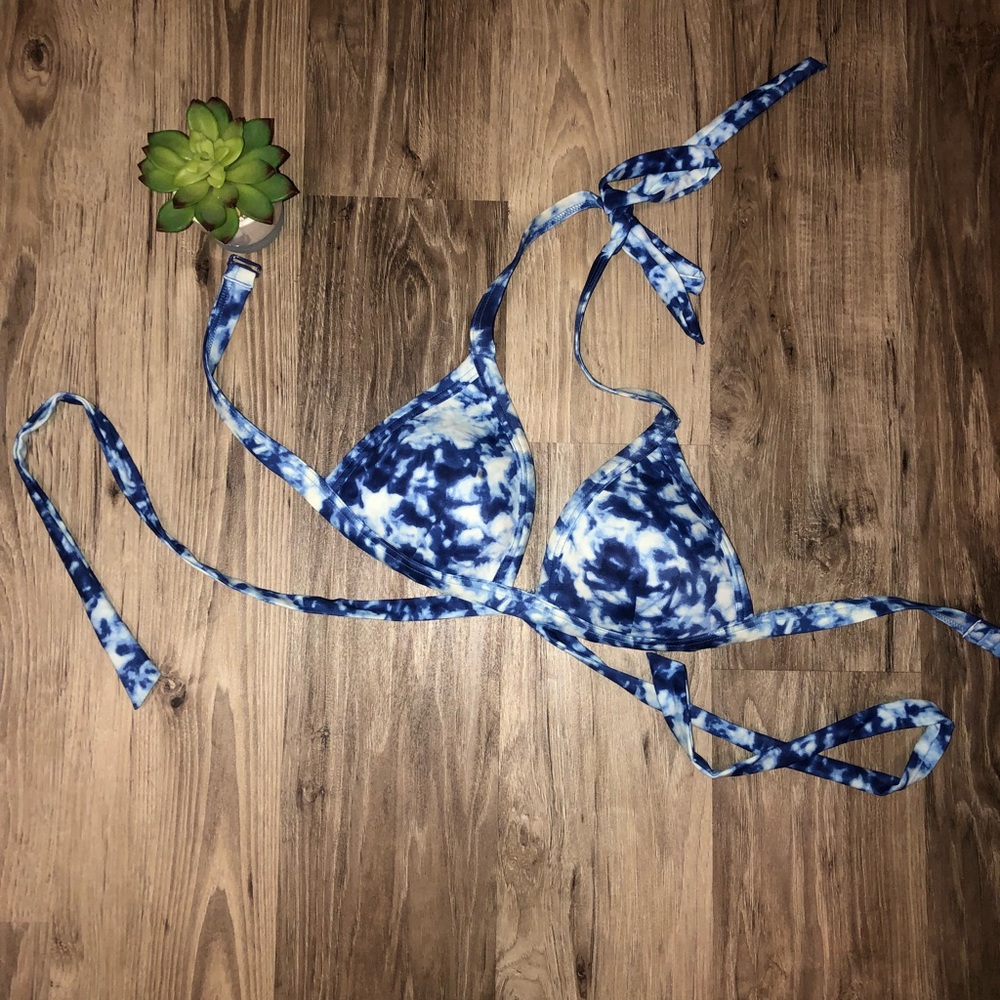 Victoria’s Secret PINK | Tye Dye Swim Top 34C